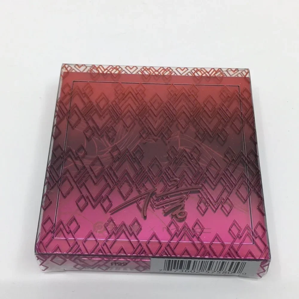 MAC x HONOR OF KINGS HAN XIN EYESHADOW PALETTE Limited Edition